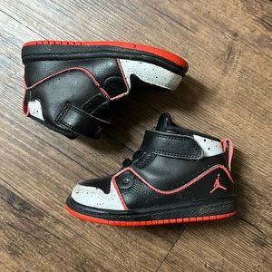 Nike Jordan’s Toddler boy shoes size 6